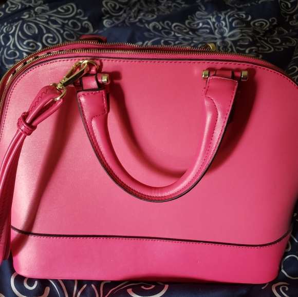 Pink purse - Picture 2 of 4